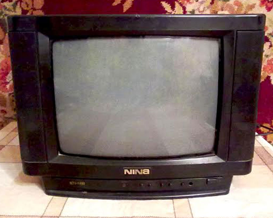 Телевизор 30 см. Телевизор Nina. Телевизор Nina Япония.